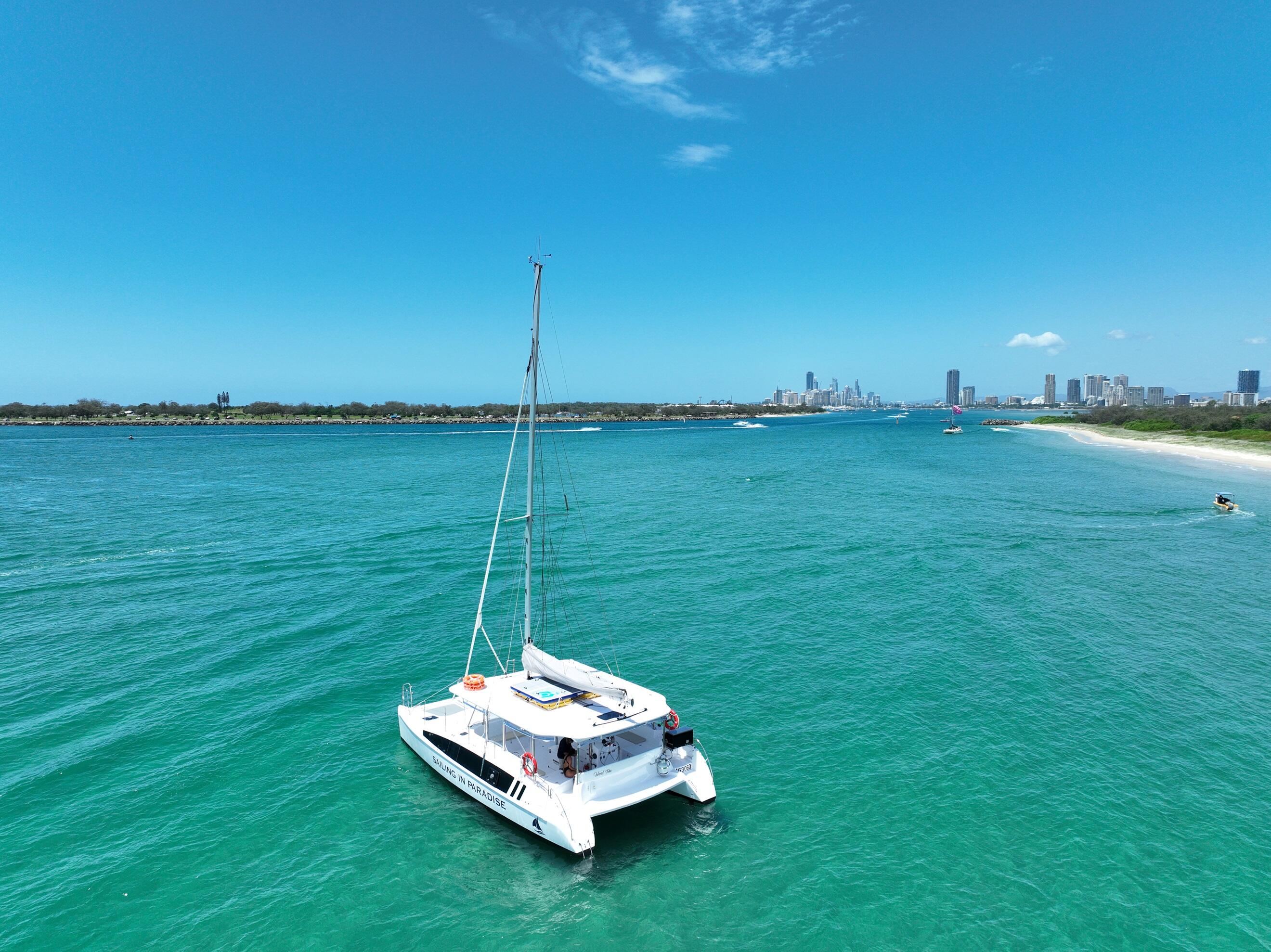 Sailing in Paradise Boat Charter Gold Coast